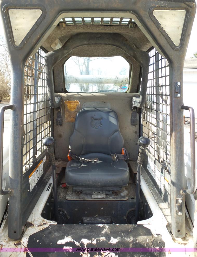 image for item K1281 2007 Bobcat T300 skid steer