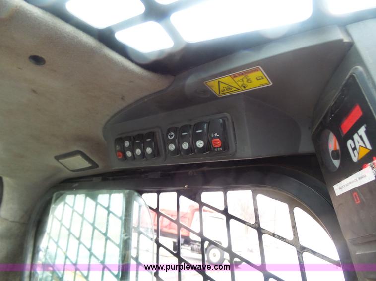 image for item K1282 2008 Caterpillar 262C skid steer