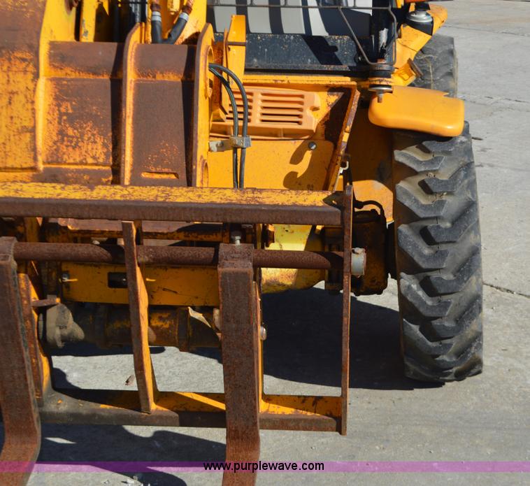 image for item K5451 JCB 520 telehandler