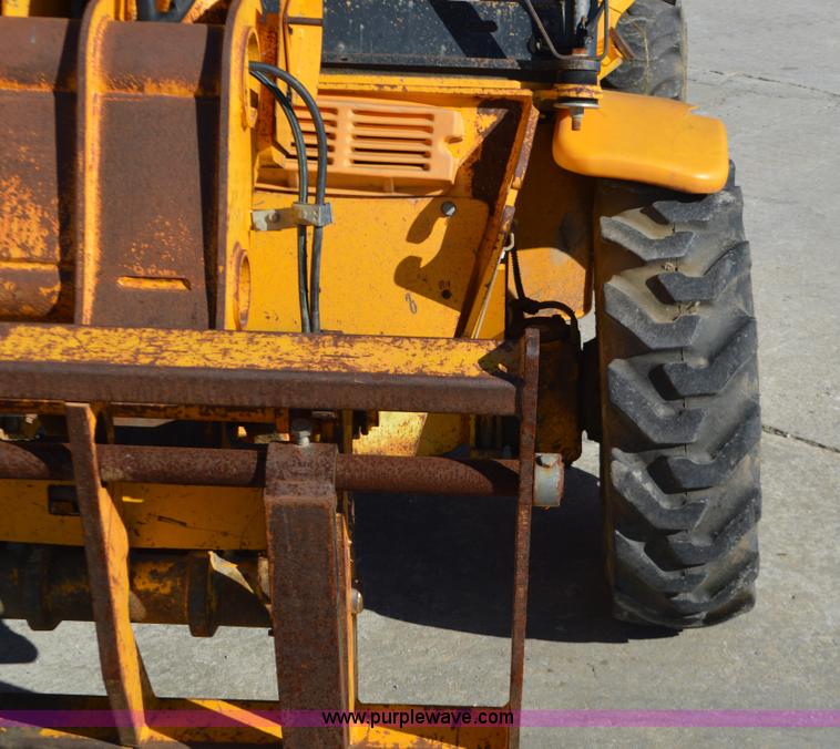 image for item K5451 JCB 520 telehandler