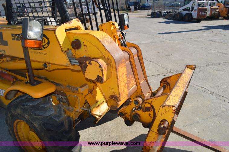 image for item K5451 JCB 520 telehandler