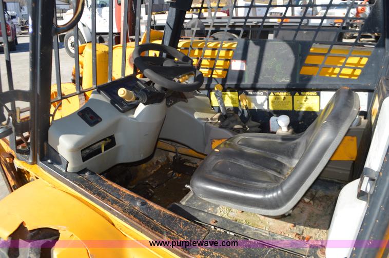 image for item K5451 JCB 520 telehandler