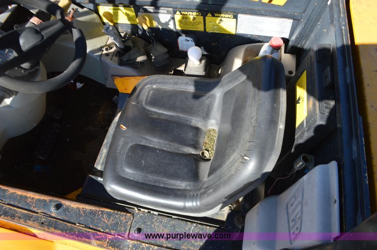 image for item K5451 JCB 520 telehandler