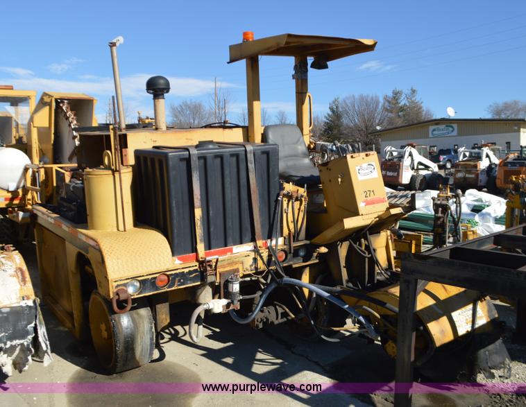 image for item K5454 Caterpillar DR-105 milling machine