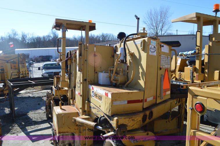 image for item K5454 Caterpillar DR-105 milling machine