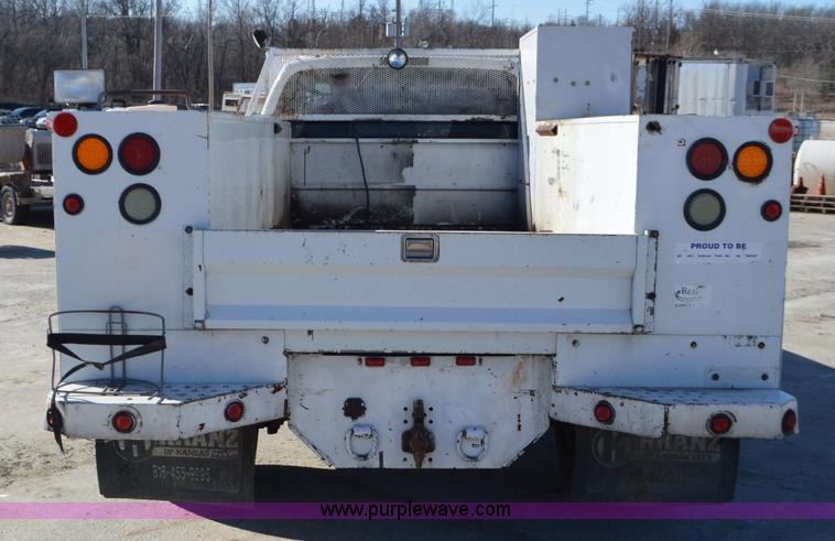 image for item K5456 2003 Ford F550 utility truck