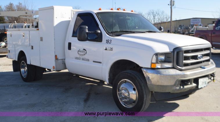 image for item K5456 2003 Ford F550 utility truck