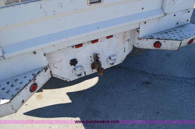 image for item K5456 2003 Ford F550 utility truck