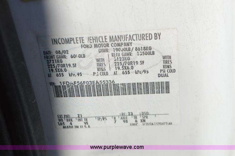 image for item K5456 2003 Ford F550 utility truck