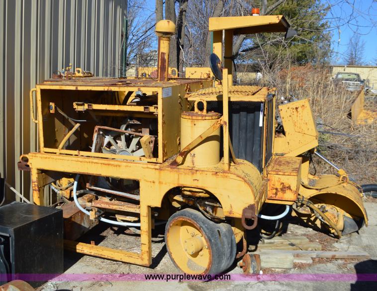 image for item K5458 Caterpillar PR-105 milling machine
