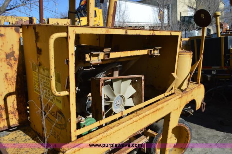 image for item K5458 Caterpillar PR-105 milling machine