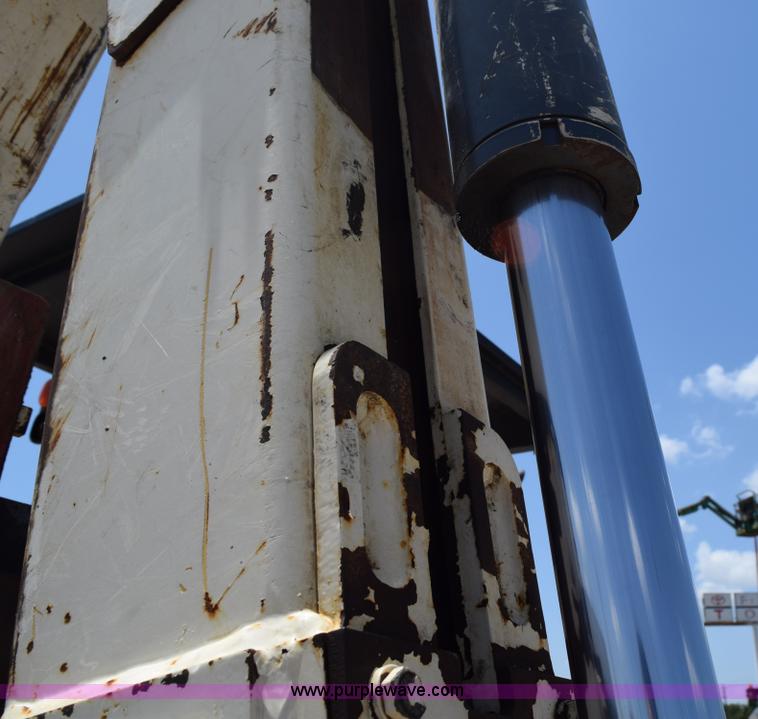 image for item K6182 2006 Terex 760B backhoe