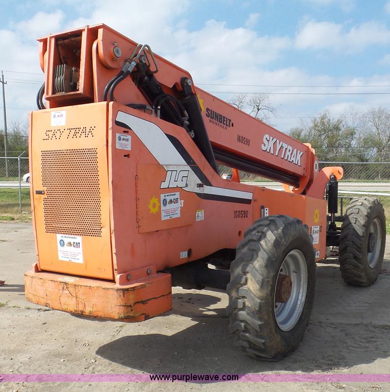 image for item K6964 2007 Sky Trak 8042 telehandler