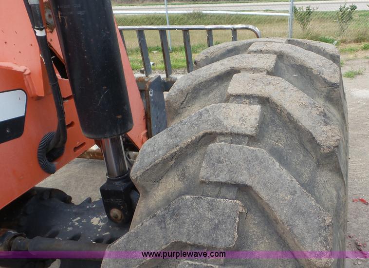 image for item K6964 2007 Sky Trak 8042 telehandler