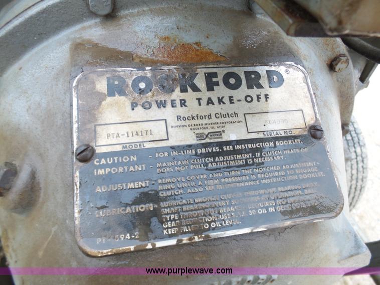 image for item K7631 Deutz F8L413 eight cylinder diesel engine