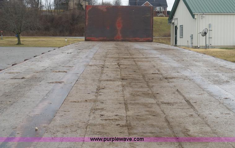 image for item K7666 1995 Transcraft LT2000 flatbed trailer