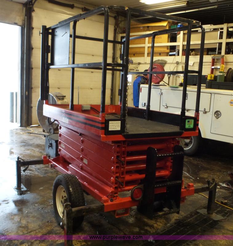 image for item L3919 PLE Inc. scissor lift