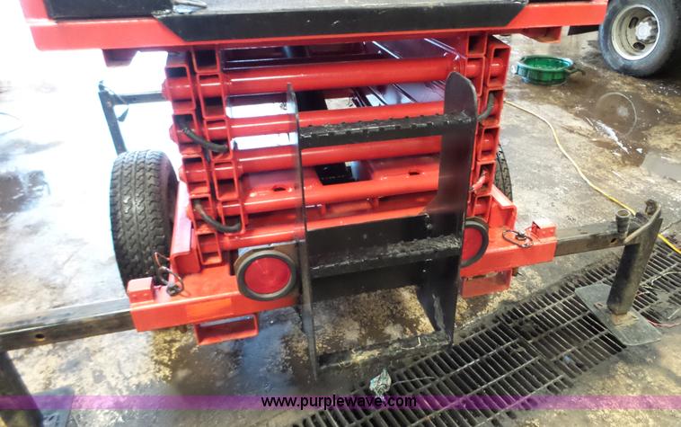 image for item L3919 PLE Inc. scissor lift