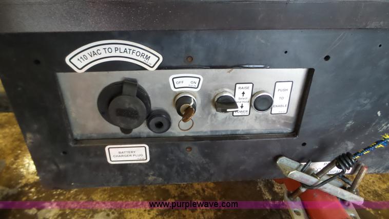 image for item L3919 PLE Inc. scissor lift