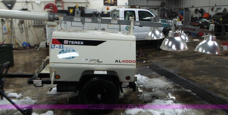 image for item L3920 2008 Terex AL4000 light tower