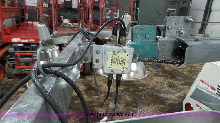 image for item L3920 2008 Terex AL4000 light tower