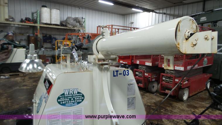 image for item L3920 2008 Terex AL4000 light tower