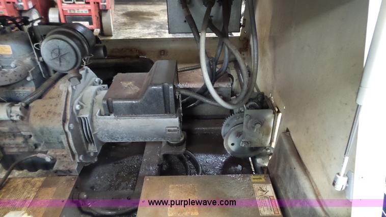 image for item L3920 2008 Terex AL4000 light tower