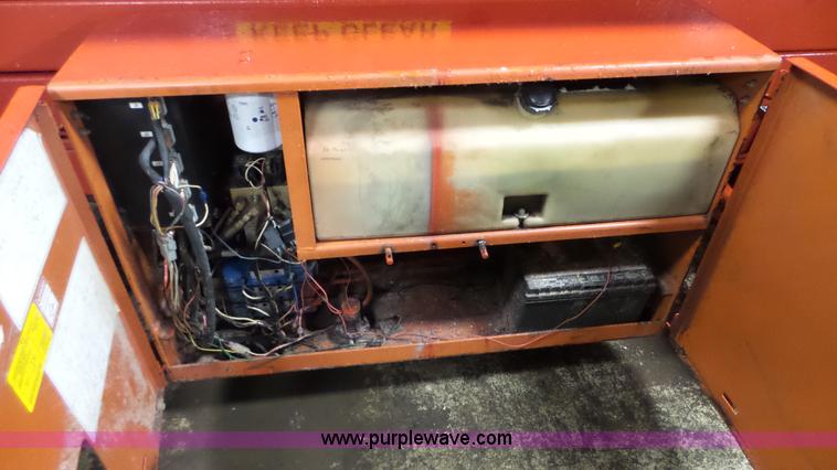 image for item L3922 1997 Snorkel SLH4084HD scissor lift