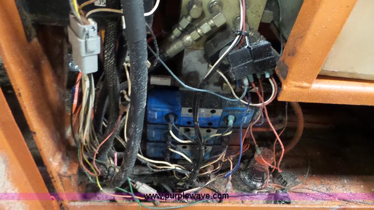 image for item L3922 1997 Snorkel SLH4084HD scissor lift