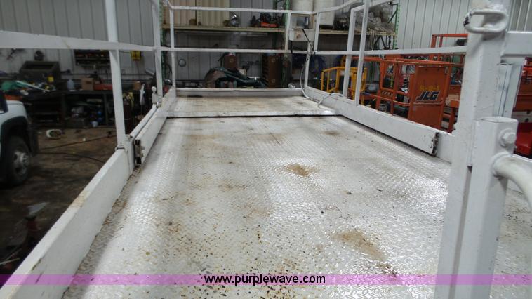 image for item L3922 1997 Snorkel SLH4084HD scissor lift