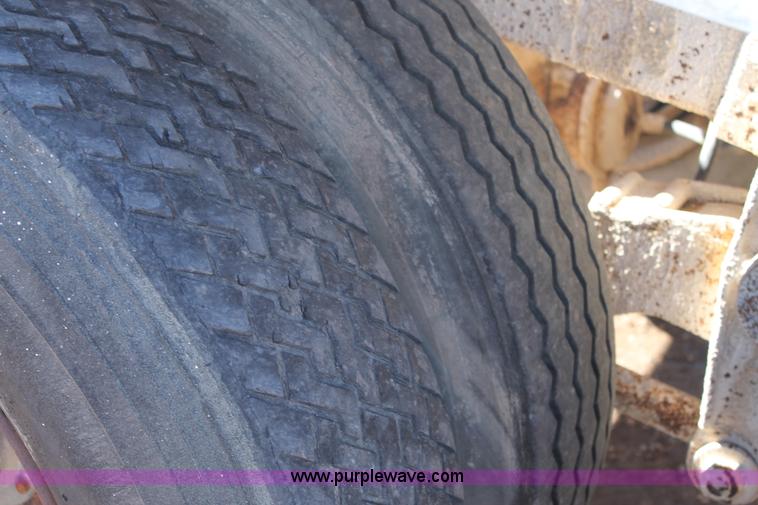 image for item L4477 1974 J&L 2619 pneumatic dry bulk transport trailer