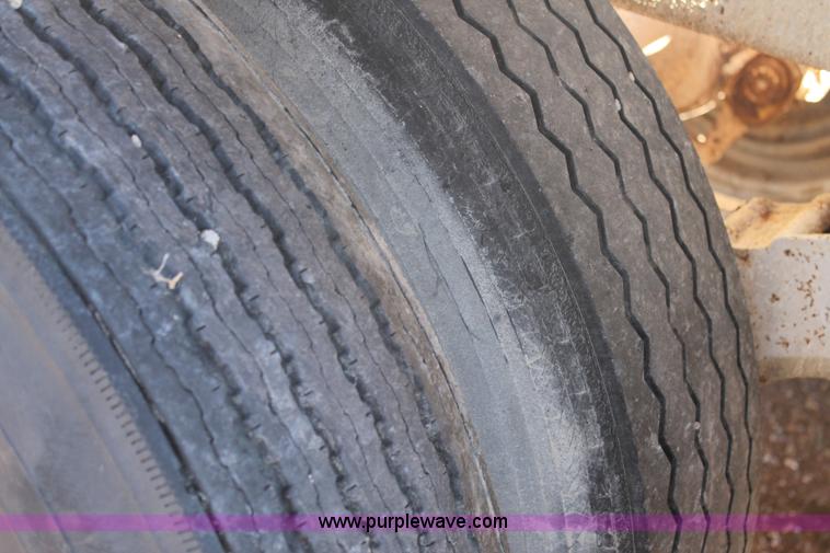 image for item L4477 1974 J&L 2619 pneumatic dry bulk transport trailer