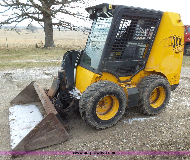 image for item L5390 1998 JCB 1105 skid steer