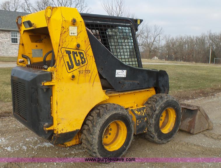 image for item L5390 1998 JCB 1105 skid steer