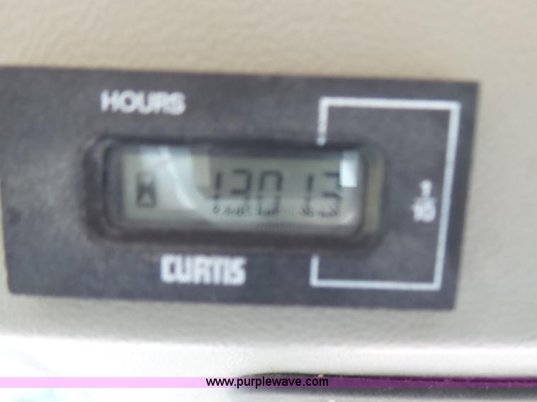 image for item L5390 1998 JCB 1105 skid steer