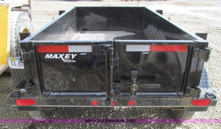 image for item L5515 2013 Maxey end dump trailer