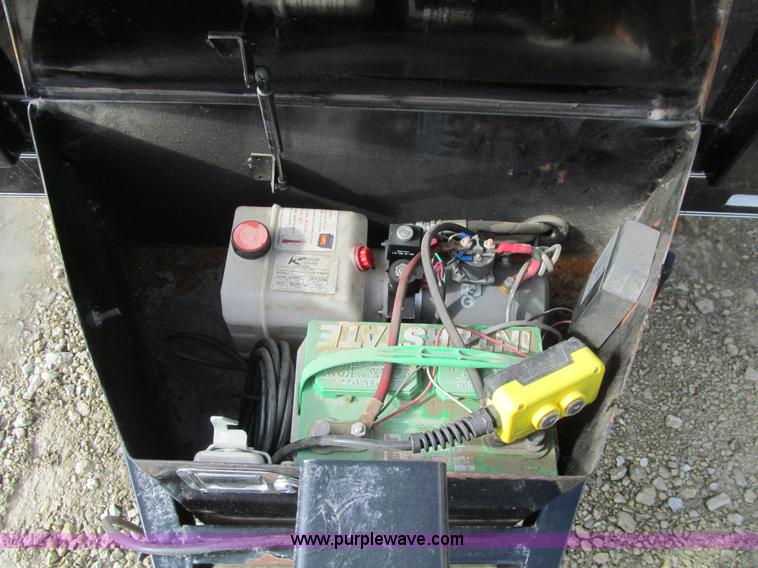 image for item L5515 2013 Maxey end dump trailer