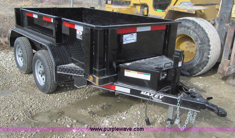 image for item L5515 2013 Maxey end dump trailer