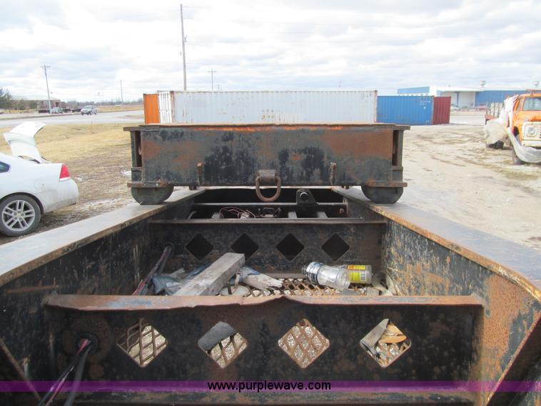 image for item L5521 Fontaine lowboy equipment trailer