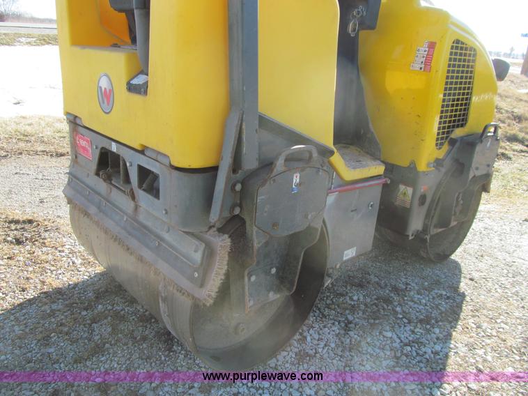 image for item L5524 Wacker Neuson RD12A double drum vibratory roller