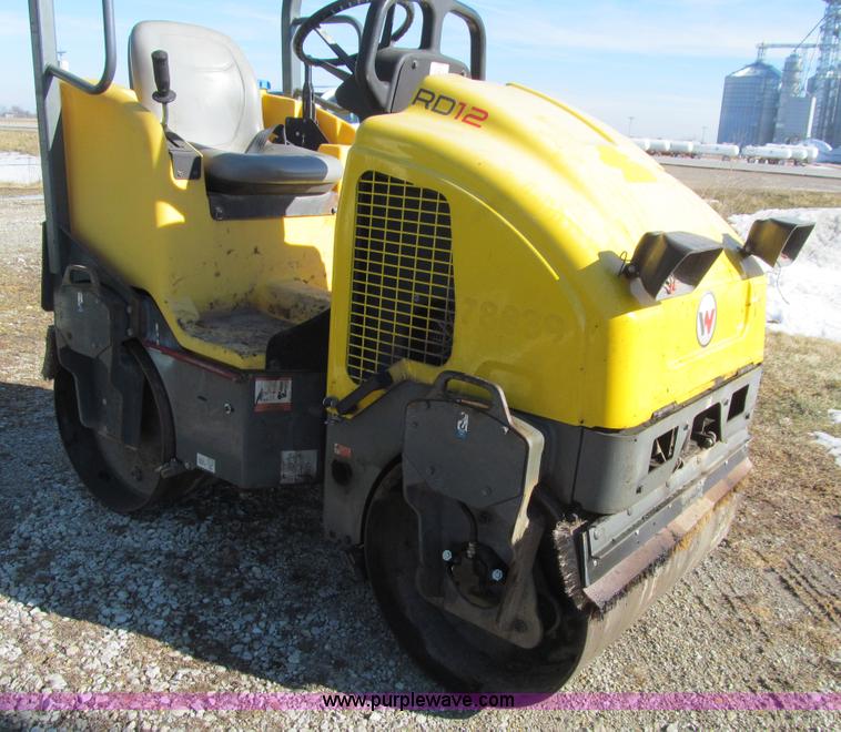 image for item L5524 Wacker Neuson RD12A double drum vibratory roller
