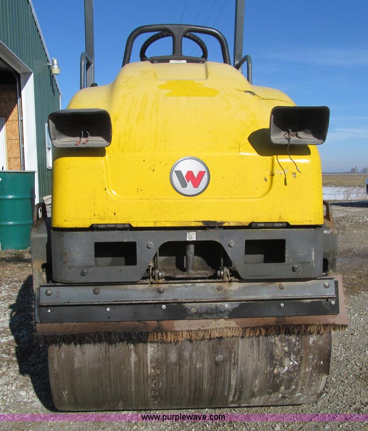 image for item L5524 Wacker Neuson RD12A double drum vibratory roller