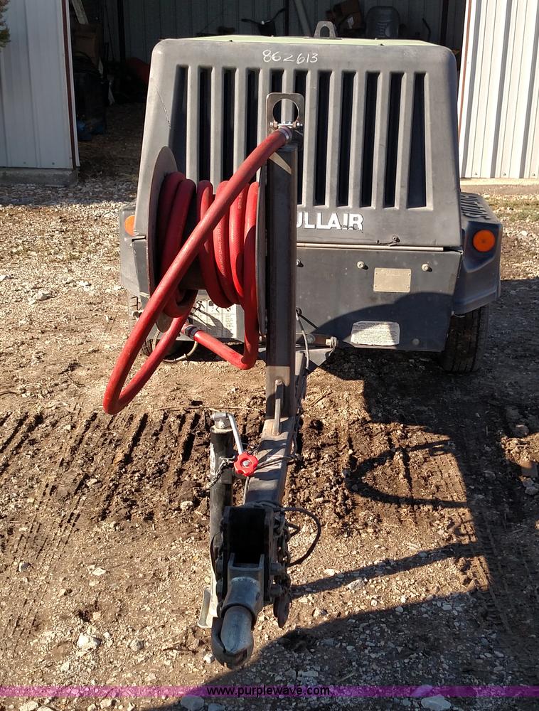 image for item L6105 2006 Sullair 185PE air compressor