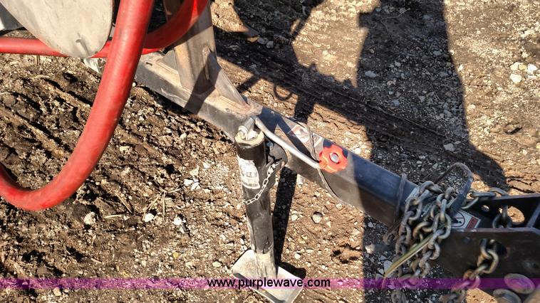 image for item L6105 2006 Sullair 185PE air compressor