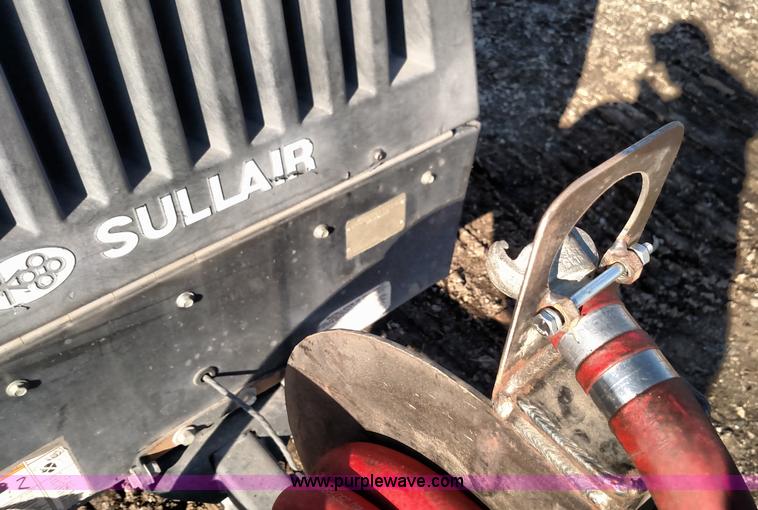 image for item L6105 2006 Sullair 185PE air compressor