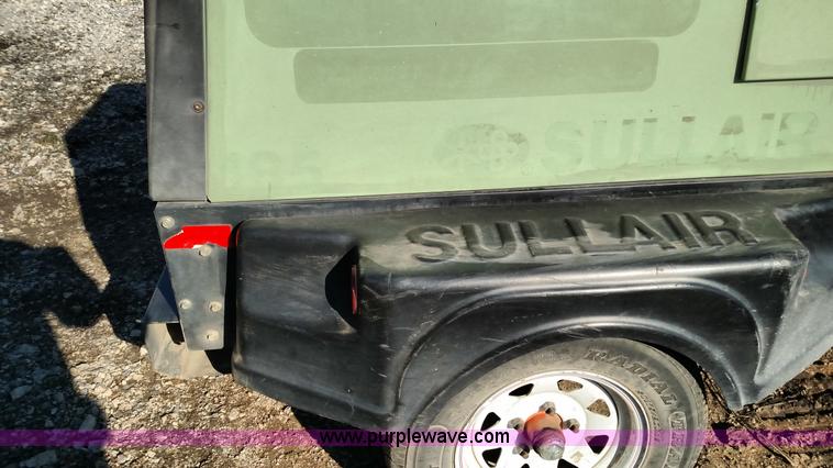 image for item L6105 2006 Sullair 185PE air compressor