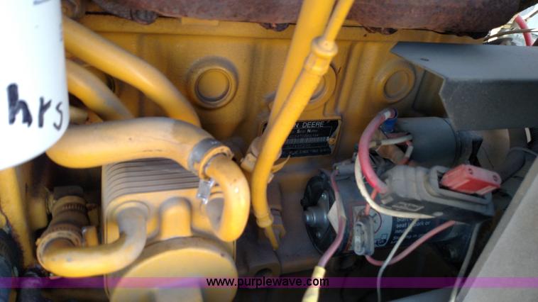 image for item L6105 2006 Sullair 185PE air compressor