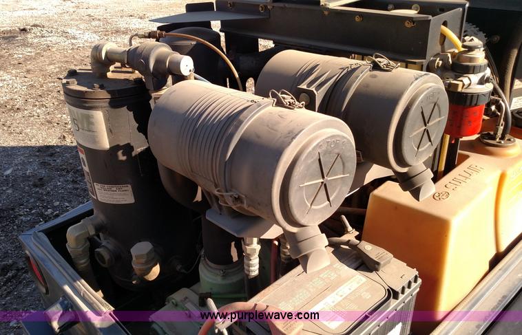 image for item L6105 2006 Sullair 185PE air compressor