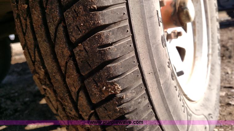 image for item L6105 2006 Sullair 185PE air compressor