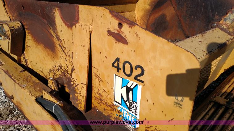 image for item L6106 Reynolds 14C scraper